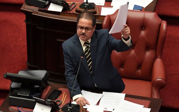 SENADO APRUEBA LEY HABILITADORA DEL PLAN DE AJUSTE DE DEUDA