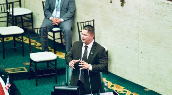 Representante Eladio “Layito” Cardona reclama al Gobernador información que sostenga el uso obligatorio de la mascarilla