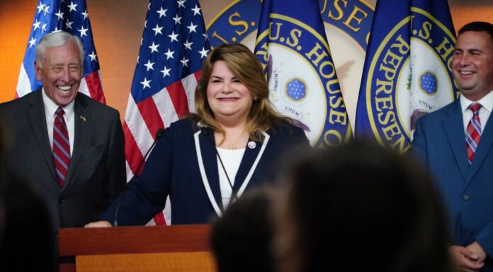 ACUERDAN EL PRIMER PLEBISCITO DE ESTATUS VINCULANTE CON EL CONGRESO