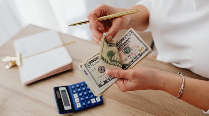 GOBIERNO ENVÍO PAGOS DE MÁS DE 17 MILLONES PARA SENIORS Y PENSIONADOS DE BAJOS RECURSOS