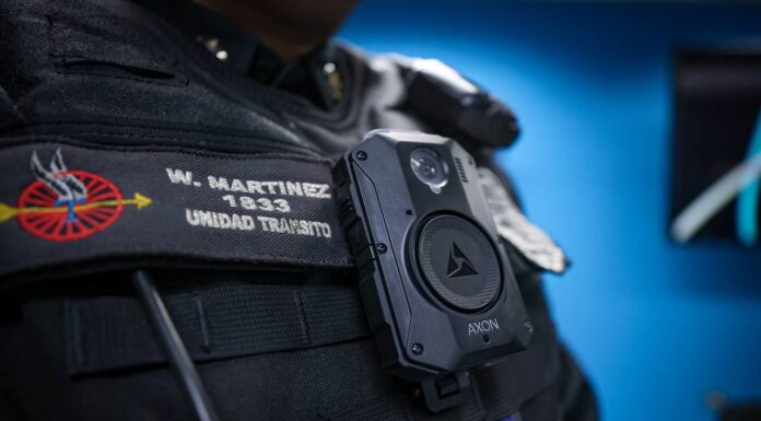 ENTREGAN PRIMERAS 40 CÁMARAS CORPORALES A AGENTES MUNICIPALES DE SAN JUAN