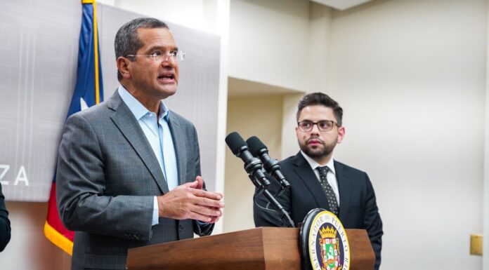 PROPONE PIERLUISI SIMPLIFICAR EL PROCESO CONTRIBUTIVO