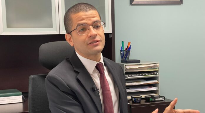 REPRESENTANTE PRESENTA DEMANDA CONTRA PRESIDENTE CAMERAL POR ABUSO DE PODER