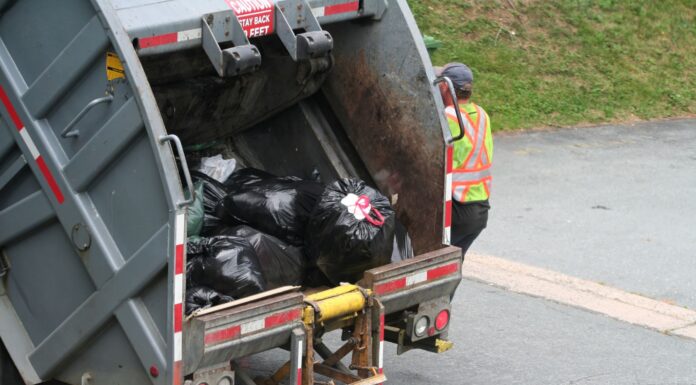 ASOCIACIÓN DE ALCALDES SE OPONE A SUBASTAS OBLIGATORIAS PARA RECOGIDO DE DESPERDICIOS