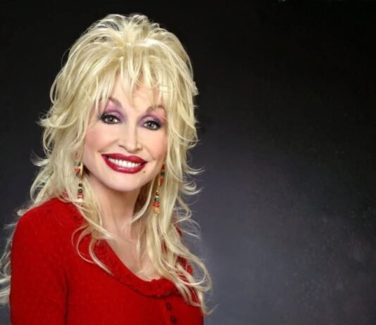 MUERE DOLLY PARTON