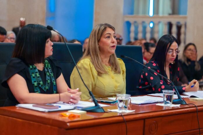 Secretaria de la Familia