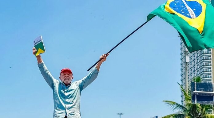 LULA GANA EN BRASIL. BOLSONARO RECHAZA EL RESULTADO
